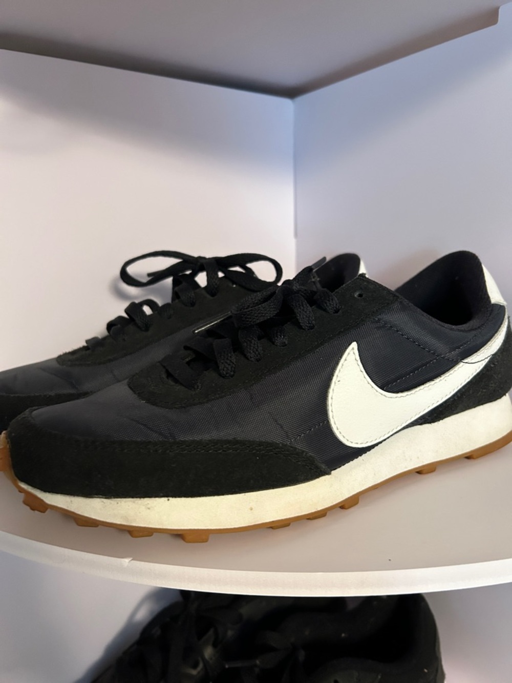 Nike Black & White Retro Running Sneaker